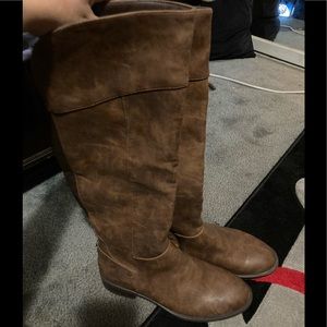 Steve Madden boots NWNB